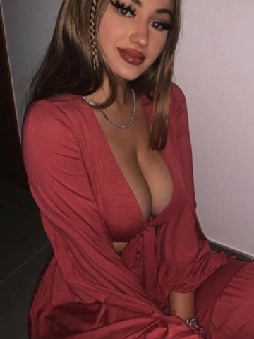 Полина